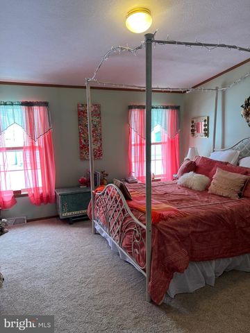 117 CONESTOGA DR, Doylestown, PA 18901