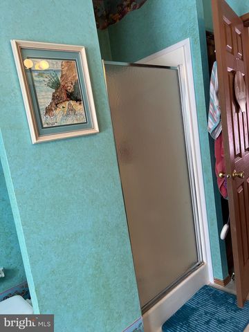 117 CONESTOGA DR, Doylestown, PA 18901