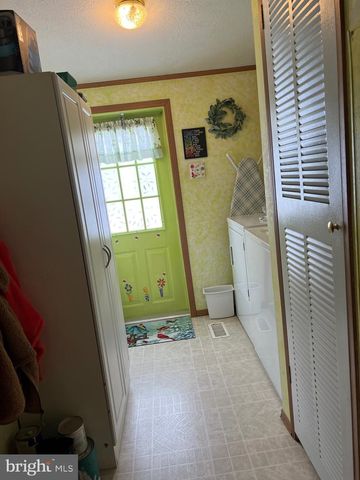 117 CONESTOGA DR, Doylestown, PA 18901