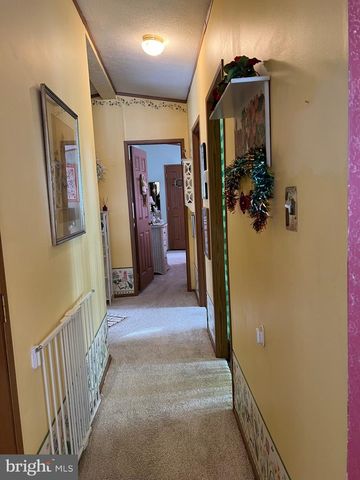 117 CONESTOGA DR, Doylestown, PA 18901