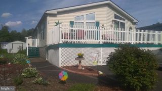 117 CONESTOGA DR, Doylestown, PA 18901