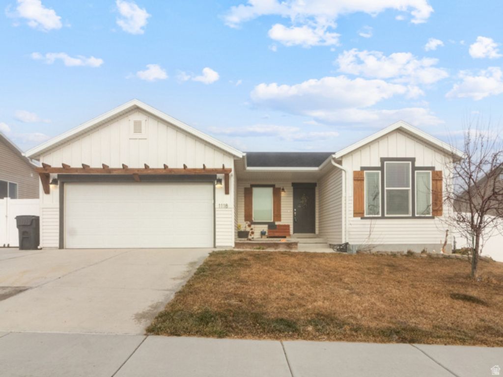 1118 W HONEYCOMB DR, Grantsville, UT 84029