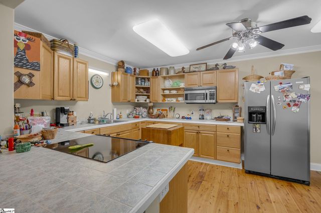 162 Jones Gap Road, Marietta, SC 29661