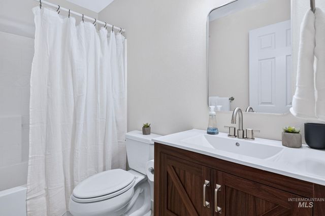 8897 W Hepburn, Boise, ID 83714