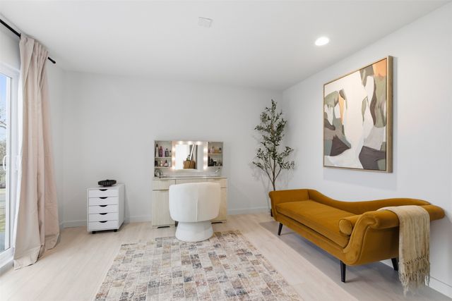 1810 Kraft Street, Dallas, TX 75212
