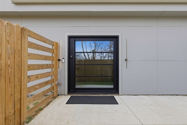 1810 Kraft Street, Dallas, TX 75212