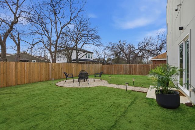 1810 Kraft Street, Dallas, TX 75212