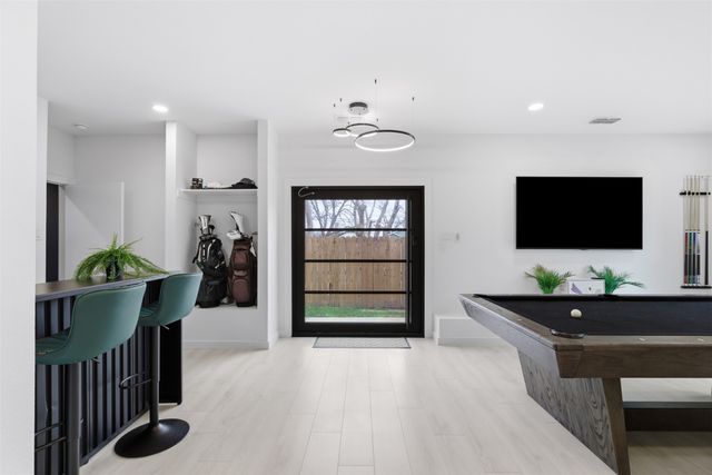 1810 Kraft Street, Dallas, TX 75212