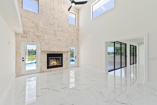 163 SE Osprey Ridge, Port St. Lucie, FL 34984