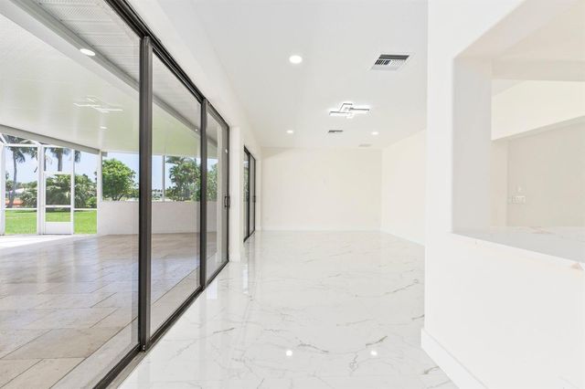 163 SE Osprey Ridge, Port St. Lucie, FL 34984