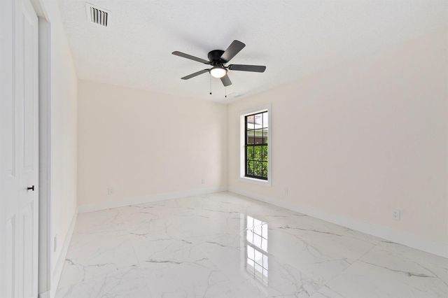 163 SE Osprey Ridge, Port St. Lucie, FL 34984
