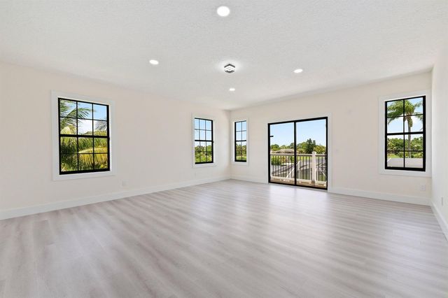 163 SE Osprey Ridge, Port St. Lucie, FL 34984
