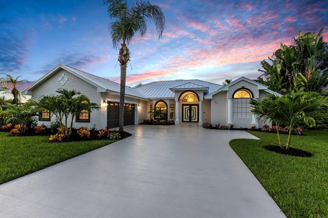 163 SE Osprey Ridge, Port St. Lucie, FL 34984