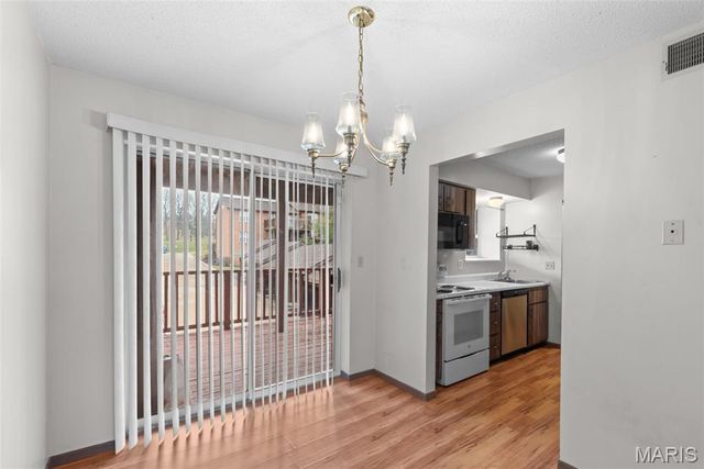 2424 Silkwood Drive, Overland, MO 63114