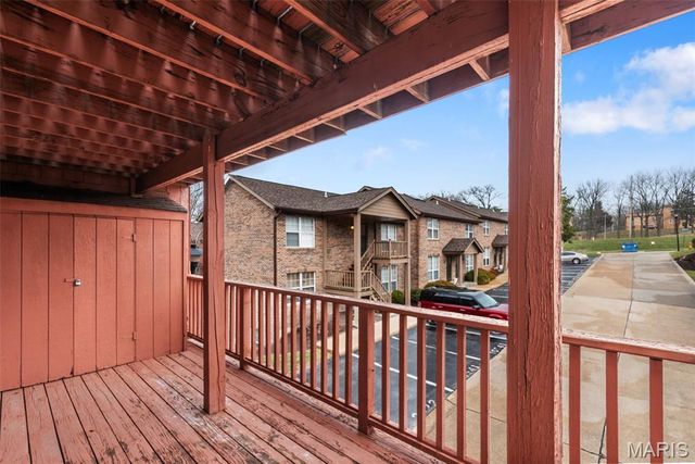 2424 Silkwood Drive, Overland, MO 63114