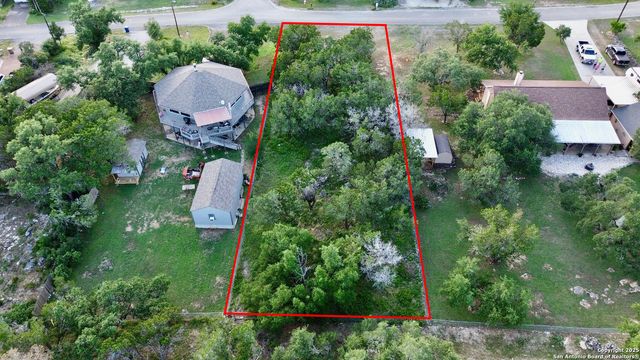 2045 Comfort, Canyon Lake, TX 78133