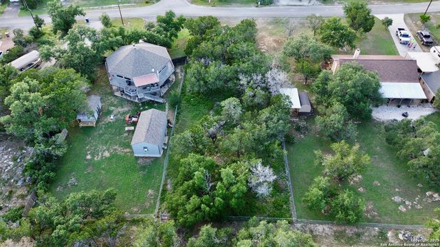 2045 Comfort, Canyon Lake, TX 78133