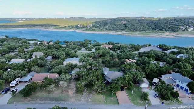 2045 Comfort, Canyon Lake, TX 78133