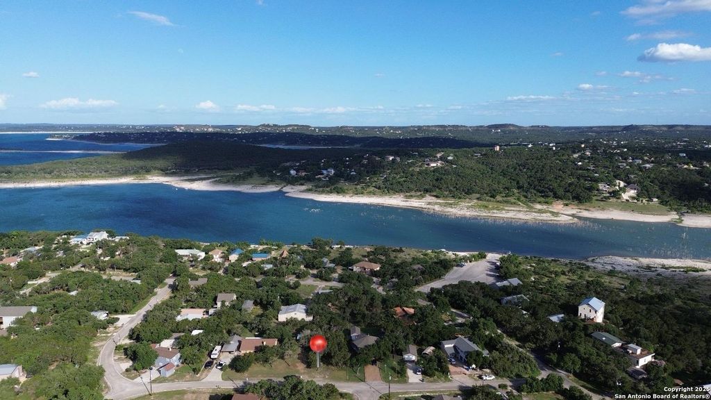 2045 Comfort, Canyon Lake, TX 78133