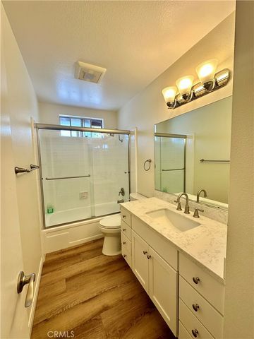 1123 W Sierra Madre 4, Azusa, CA 91702