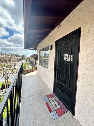 1123 W Sierra Madre 4, Azusa, CA 91702