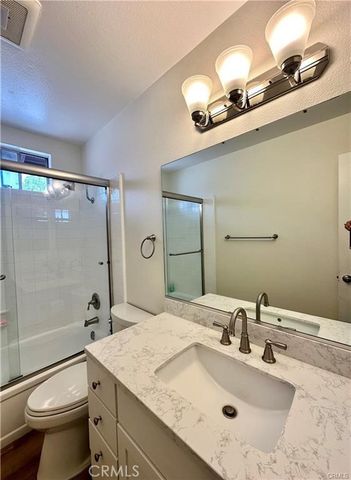 1123 W Sierra Madre 4, Azusa, CA 91702