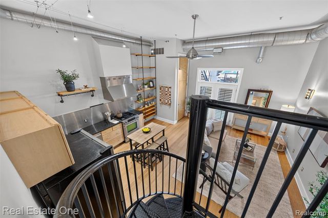 680 W 11 Mile Road, Royal Oak, MI 48067