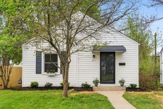 651 E Beechwold Boulevard, Columbus, OH 43214