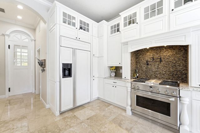 5038 NW 24th Circle, Boca Raton, FL 33431