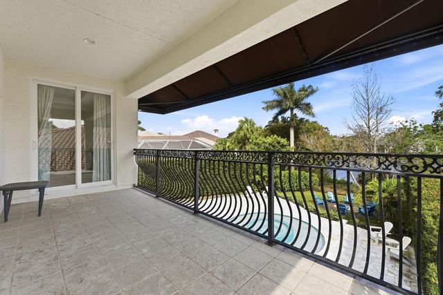 5038 NW 24th Circle, Boca Raton, FL 33431