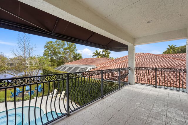 5038 NW 24th Circle, Boca Raton, FL 33431