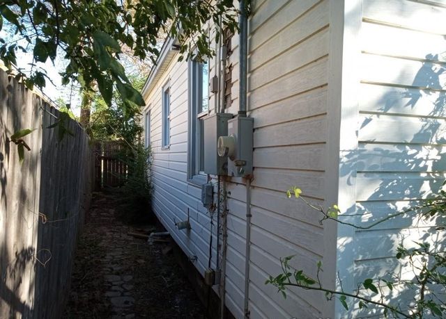 801 SW 26th Pl, Lawton, OK 73505