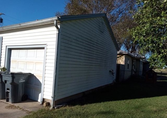 801 SW 26th Pl, Lawton, OK 73505