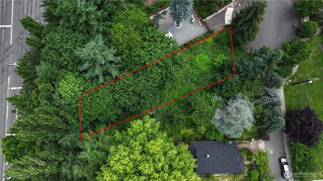 710 11th Avenue SE, Olympia, WA 98501