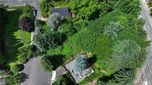 710 11th Avenue SE, Olympia, WA 98501