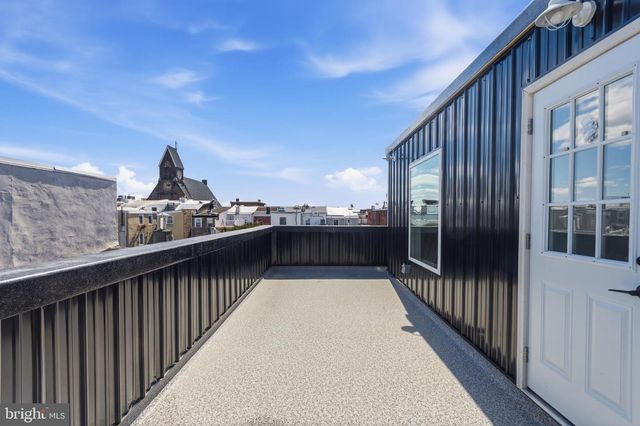 537 TITAN ST, Philadelphia, PA 19147