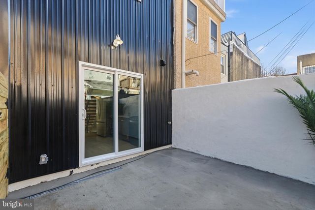 537 TITAN ST, Philadelphia, PA 19147