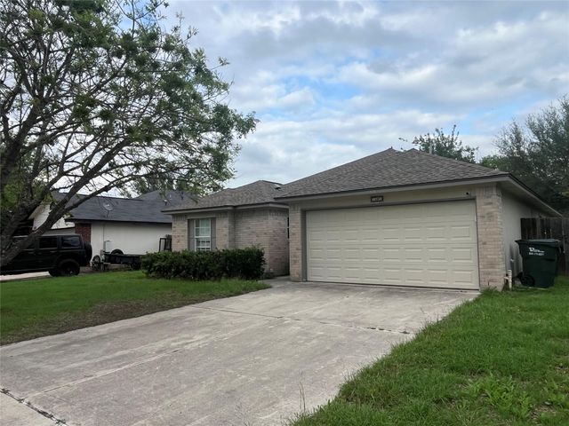 168 Beau LN, Kyle, TX 78640