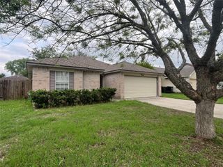 168 Beau LN, Kyle, TX 78640