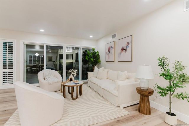 9345 Monona Dr, La Mesa, CA 91942