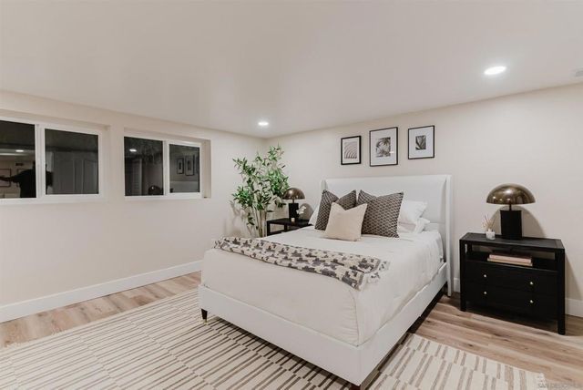 9345 Monona Dr, La Mesa, CA 91942