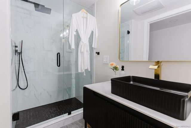 9345 Monona Dr, La Mesa, CA 91942