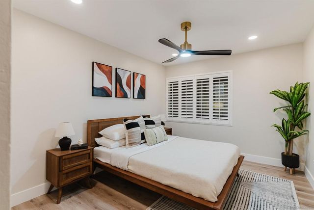 9345 Monona Dr, La Mesa, CA 91942