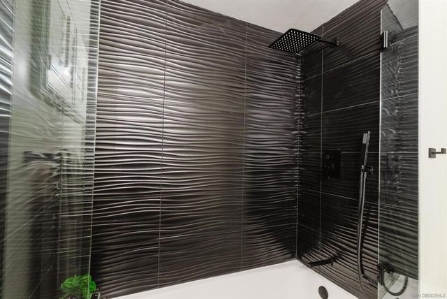 9345 Monona Dr, La Mesa, CA 91942