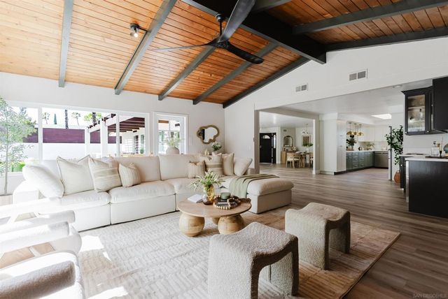 9345 Monona Dr, La Mesa, CA 91942