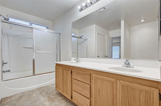 6736 Oak Mist Street, Las Vegas, NV 89139