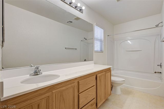 6736 Oak Mist Street, Las Vegas, NV 89139