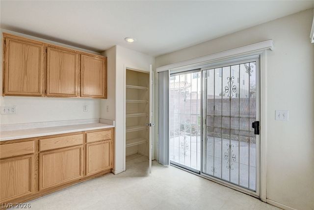 6736 Oak Mist Street, Las Vegas, NV 89139