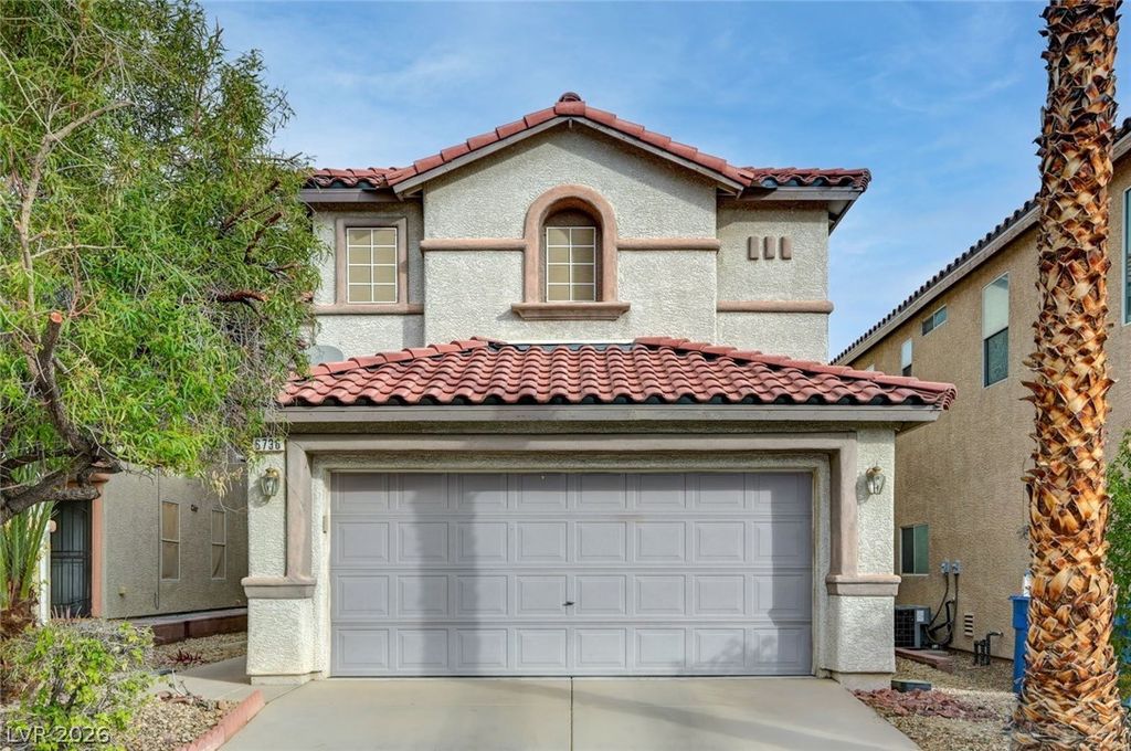 6736 Oak Mist Street, Las Vegas, NV 89139