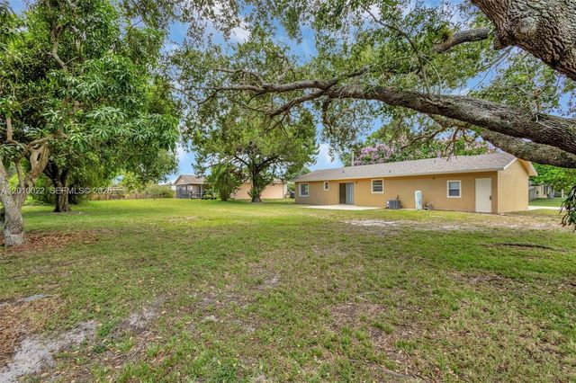1101 SW Addie St, Port St. Lucie, FL 34983